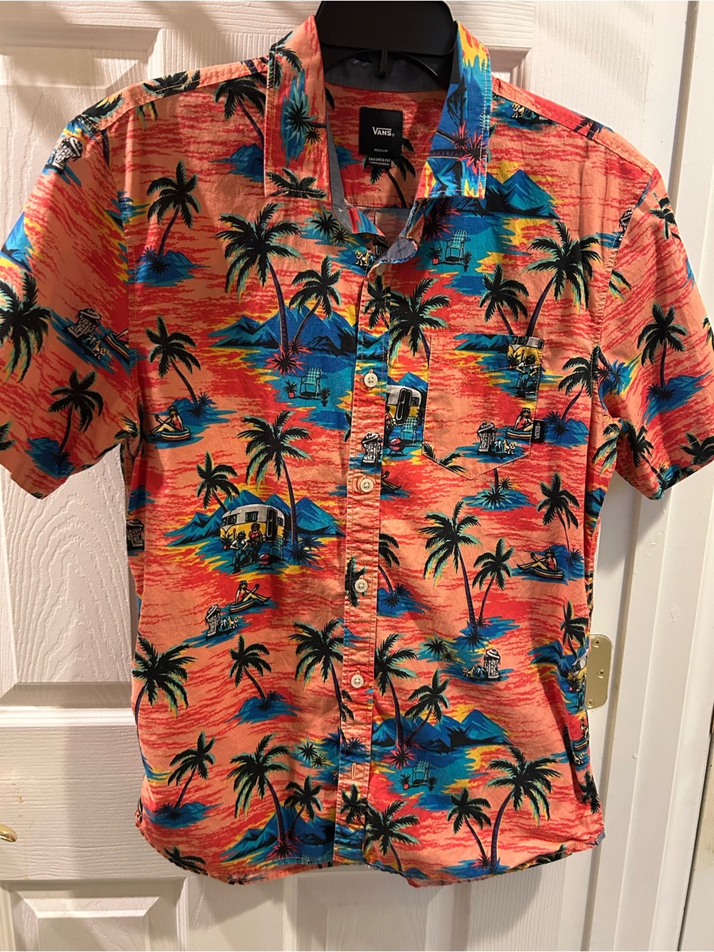 Vans Hawaiian Shirt Men's Medium Tailored Fit Retro Camper Sunset Palm Tree Trop